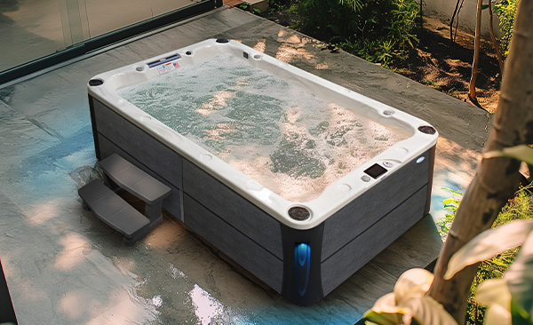 Deck Series Lovington hot tubs for sale